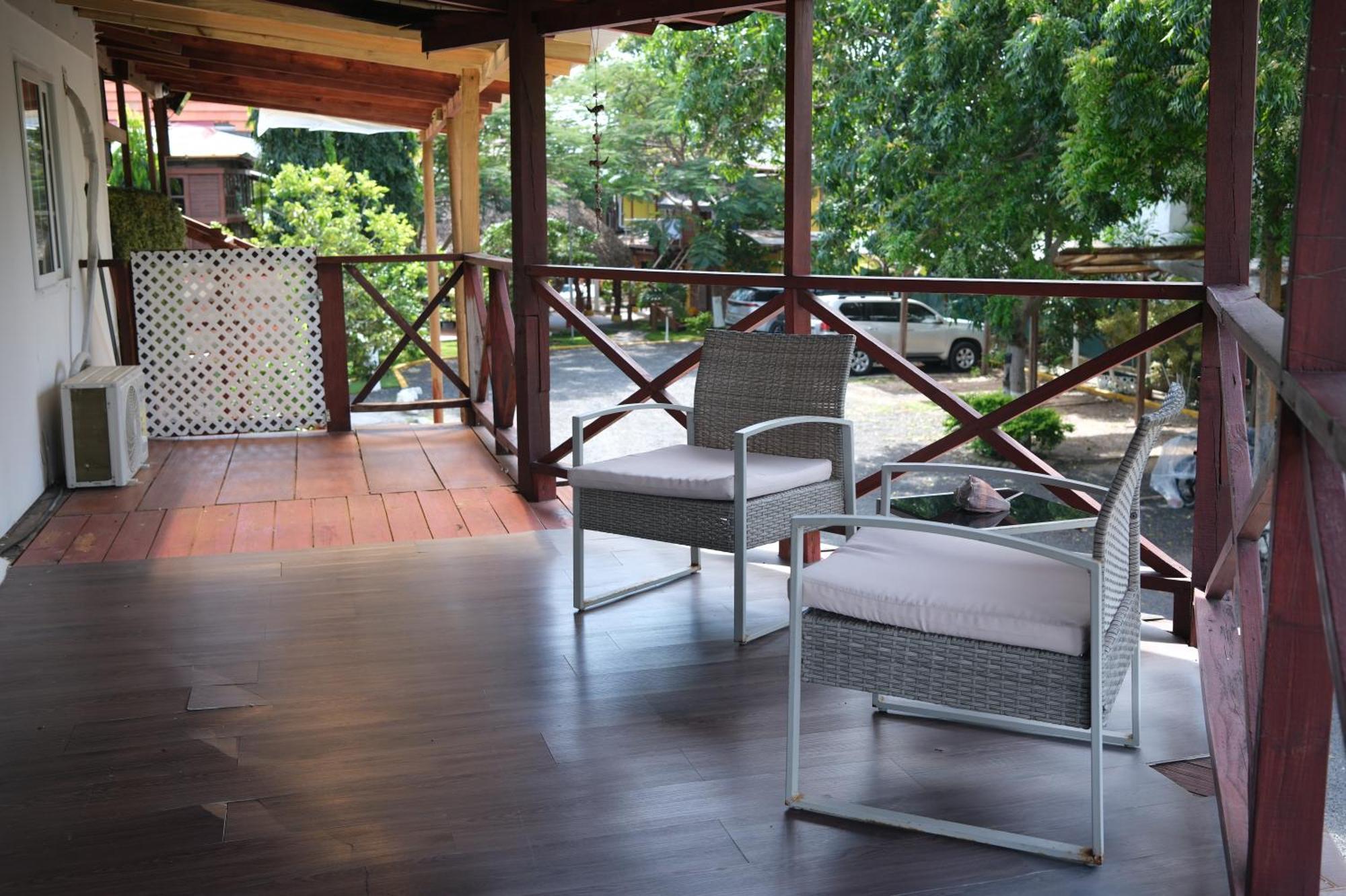 El Arca De Pachue Hostel ปุนตาชาเม ภายนอก รูปภาพ